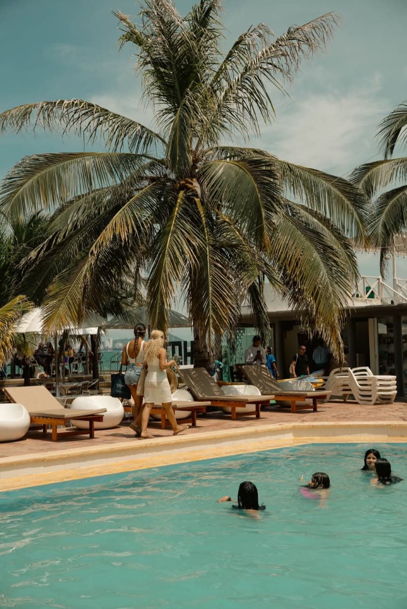 Tropical IN 5